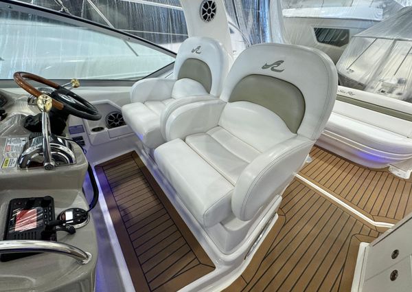 Sea Ray 340 Sundancer image