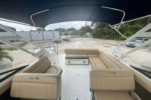 Sea Ray SDX 250 Outboard image