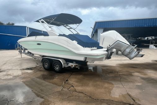 Sea Ray SDX 250 Outboard image