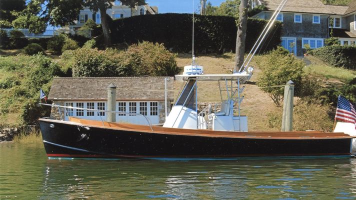 Center Console Essex 30 - main image