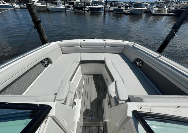 Sea Ray 270 SDX image