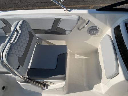 Bayliner VR6-BOWRIDER-OB image