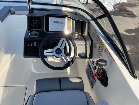 Bayliner VR6-BOWRIDER-OB image