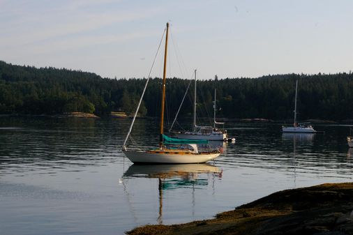 Sparkman & Stephens Pipe Dream Cruising Sloop image