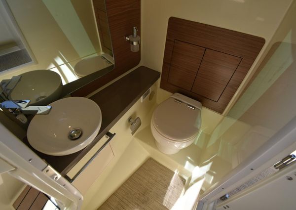 Chris-Craft Launch 31 GT image