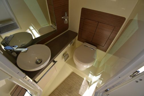 Chris-Craft Launch 31 GT image