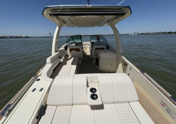 Chris-Craft Launch 31 GT image