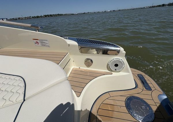 Chris-Craft Launch 31 GT image