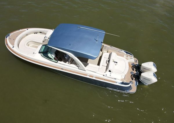 Chris-Craft Launch 31 GT image