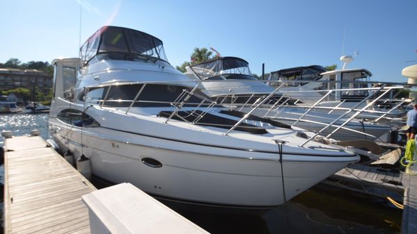 Carver 396 Motor Yacht 