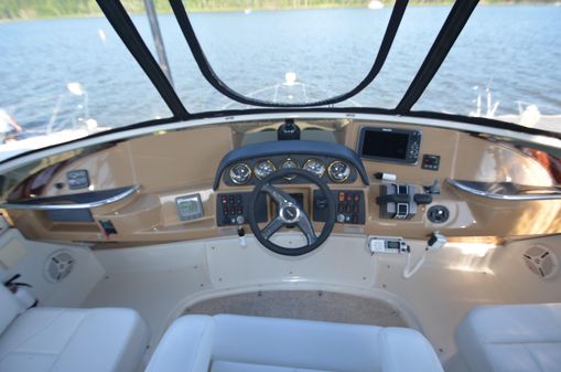 Carver 396 Motor Yacht image