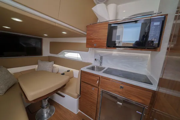 Valhalla Boatworks V-46 image