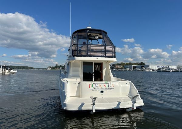 Sea Ray 420 Sedan Bridge image