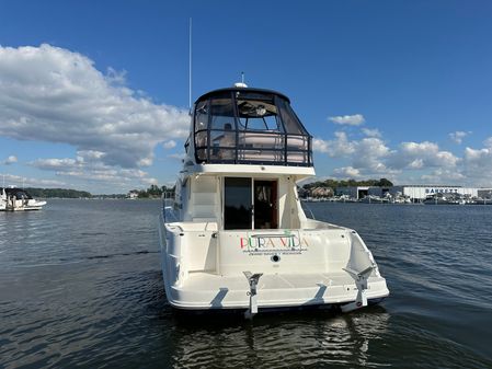 Sea Ray 420 Sedan Bridge image