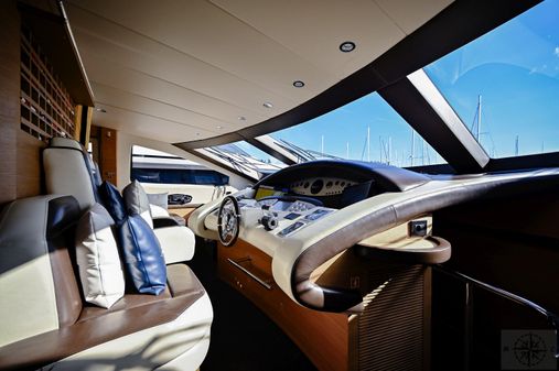 Azimut Leonardo 98 EVO image