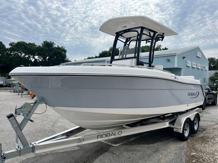 Robalo R222 image