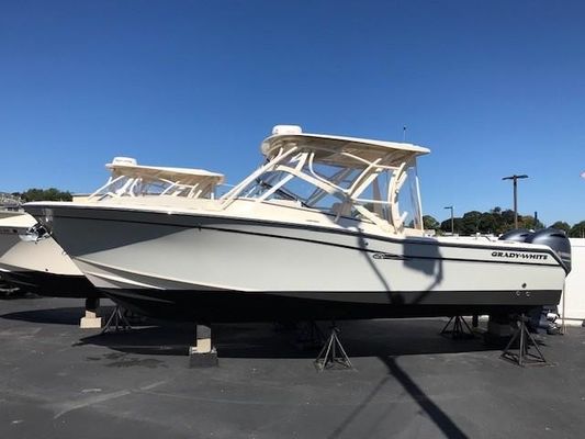 Grady-White Freedom 275 - main image