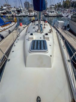 Ontario Yachts 32 image