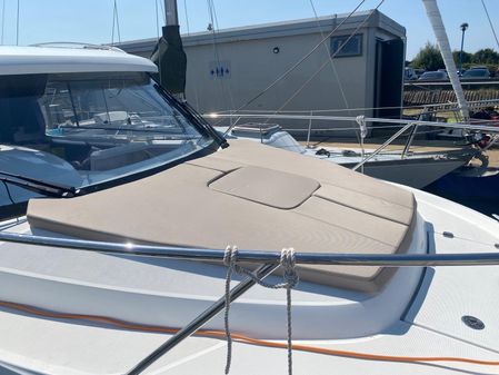 Beneteau Antares 8.80 OB image