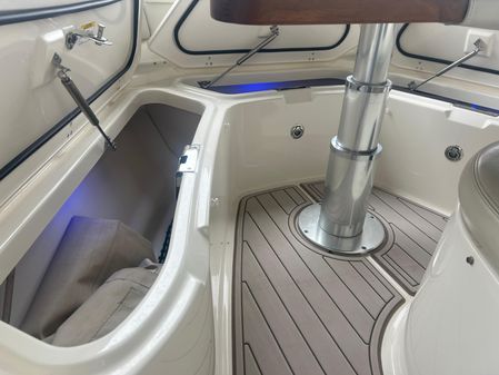 Boston Whaler 380 Realm image