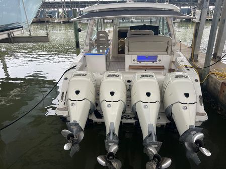 Boston Whaler 380 Realm image