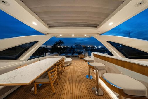 Azimut Grande 32 Metri image