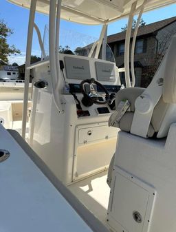 Cobia 277-CENTER-CONSOLE image