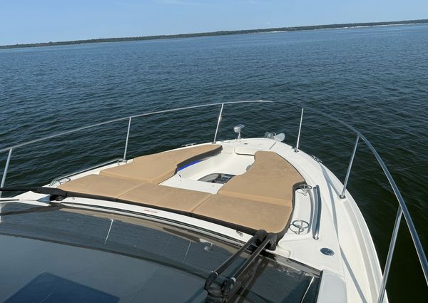 Sea Ray 350 Sundancer Coupe image