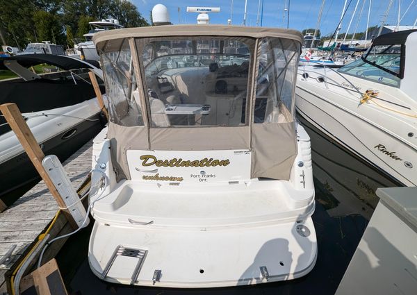 Rinker 330 Fiesta Vee image