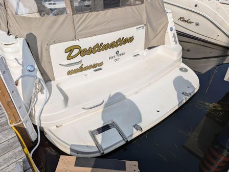 Rinker 330 Fiesta Vee image