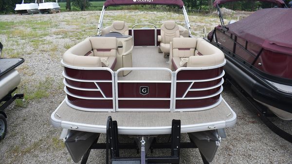 Godfrey Sweetwater 2186SB Tritoon 