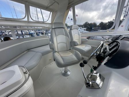 Carver 41-COCKPIT-MOTOR-YACHT image