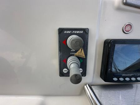 Carver 41-COCKPIT-MOTOR-YACHT image