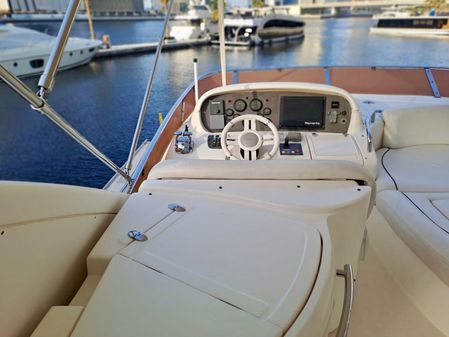 Azimut 62 image