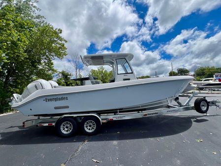 Everglades 285-CENTER-CONSOLE image