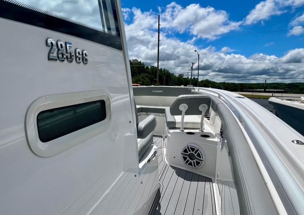 Everglades 285-CENTER-CONSOLE image