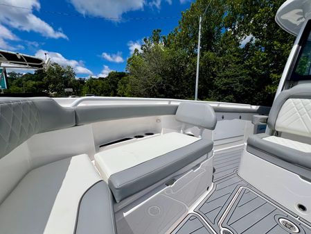 Everglades 285-CENTER-CONSOLE image