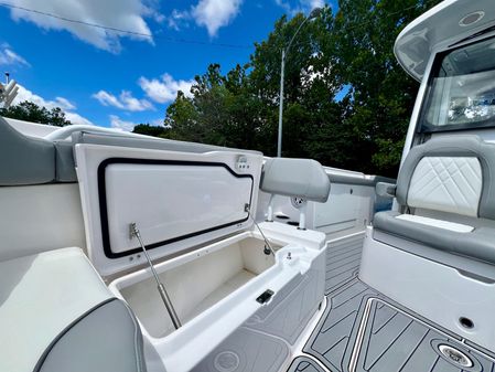 Everglades 285-CENTER-CONSOLE image