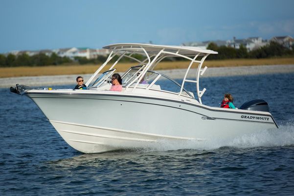 Grady-White Freedom 235 - main image