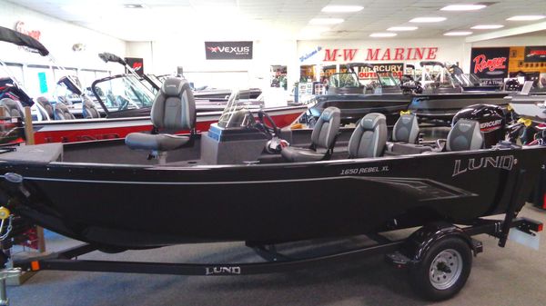 Lund 1650 Rebel XL SS