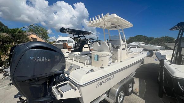 ShearWater 270 CAROLINA SS OPEN BOW 