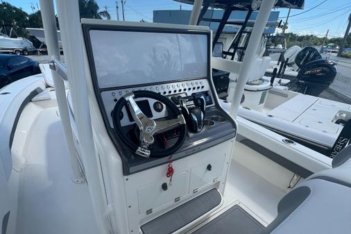 ShearWater 270 CAROLINA SS OPEN BOW image