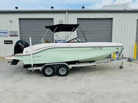 Bayliner DX2000 image