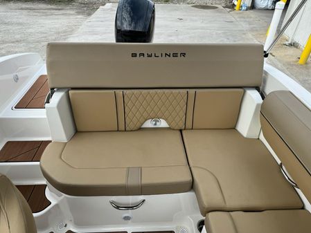 Bayliner DX2000 image