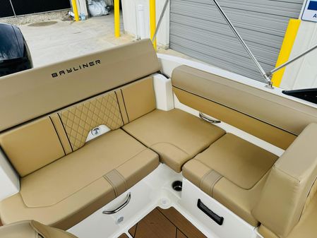 Bayliner DX2000 image