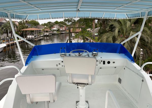 Hatteras 44 Tri Cabin image