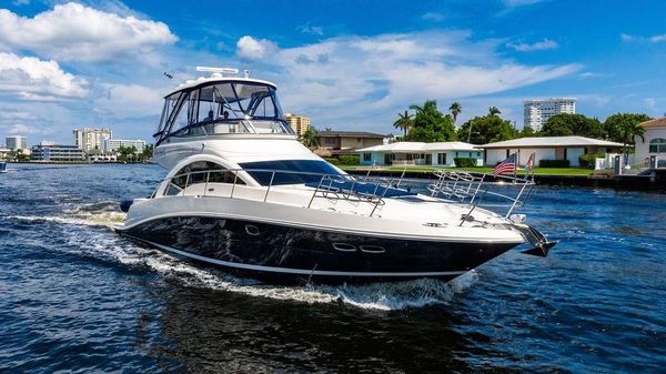 Sea Ray 47 Sedan Bridge image