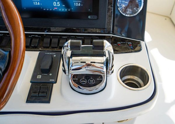 Sea Ray 47 Sedan Bridge image