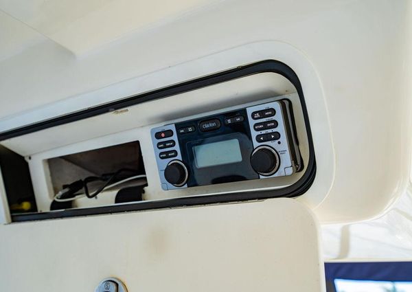 Sea Ray 47 Sedan Bridge image