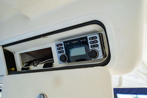 Sea Ray 47 Sedan Bridge image